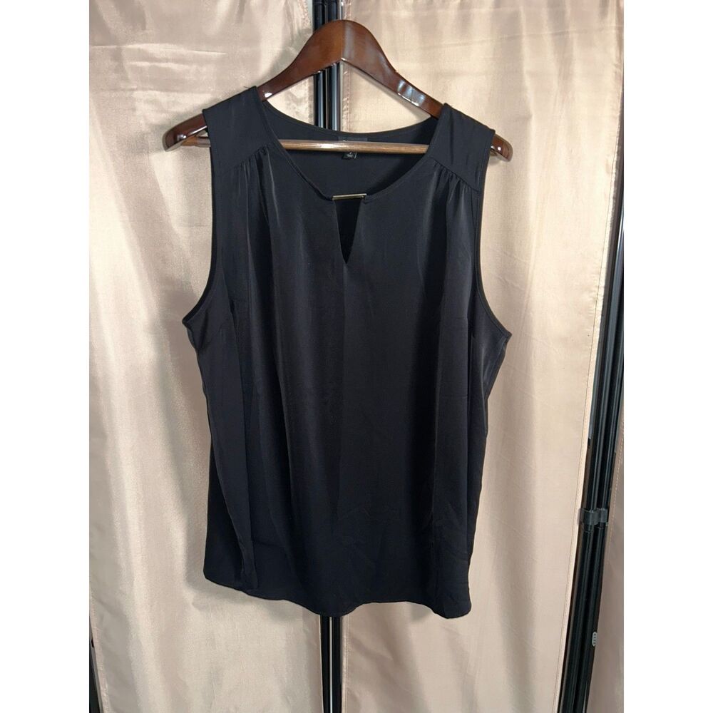 Torrid Sz. 2 Black Satin Sleeveless Blouse V-Neck Dressy Work Top Plus Size